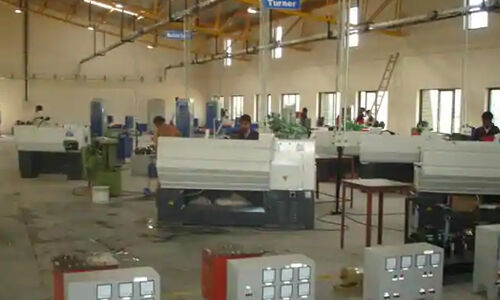 ഐടിഐകളെ മികവിന്റെ കേന്ദ്രങ്ങളാക്കാന്‍ പദ്ധതി