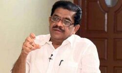 ഡോക്ടറുടെ കുറിപ്പടിയില് മദ്യം: ഹൈക്കോടതി വിധി വലിയ സാമൂഹ്യദുരന്തത്തില്നിന്ന് നാടിനെ രക്ഷിക്കുന്നത്- വി എം സുധീരന് ഡോക്ടറുടെ കുറിപ്പടിയില് മദ്യം: ഹൈക്കോടതി വിധി വലിയ സാമൂഹ്യദുരന്തത്തില്നിന്ന് നാടിനെ രക്ഷിക്കുന്നത്- വി എം സുധീരന്