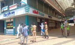 കൊവിഡ് 19 സ്ഥിരീകരിച്ച   പ്രദേശങ്ങളില്‍ അഗ്‌നിശമന സേനയുടെ നേതൃത്വത്തില്‍ അണുനശീകരണ പ്രവര്‍ത്തനങ്ങള്‍