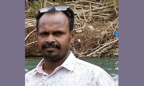 മണ്ണാര്ക്കാട് സ്വദേശി ചന്ദ്രന് സൗദിയില് അന്ത്യവിശ്രമം; നാട്ടിലും അന്ത്യകര്മ്മങ്ങള് നടത്തി കുടുംബം മണ്ണാര്ക്കാട് സ്വദേശി ചന്ദ്രന് സൗദിയില് അന്ത്യവിശ്രമം; നാട്ടിലും അന്ത്യകര്മ്മങ്ങള് നടത്തി കുടുംബം