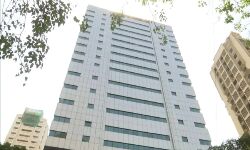 മൂന്നു ഡോക്ടര്‍മാര്‍ക്കും 26 നഴ്‌സുമാര്‍ക്കും കൊവിഡ്; മുംബൈയില്‍ ആശുപത്രി പൂട്ടി