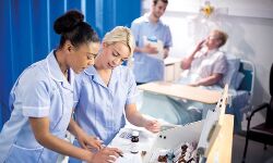 ലോകത്ത് ആറ് ദശലക്ഷം നഴ്സുമാരുടെ കുറവുണ്ടെന്ന് ലോകാരോഗ്യ സംഘടന ലോകത്ത് ആറ് ദശലക്ഷം നഴ്സുമാരുടെ കുറവുണ്ടെന്ന് ലോകാരോഗ്യ സംഘടന