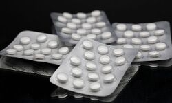 ഹൈഡ്രോക്‌സിക്ലോറോക്വിന്‍ കയറ്റുമതിക്കുള്ള വിലക്ക് ഭാഗികമായി നീക്കി ഇന്ത്യ