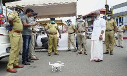പത്തനംതിട്ട ജില്ലയിൽ പോലിസിന്റെ ഡ്രോണ്‍ നിരീക്ഷണം ശക്തമാക്കി