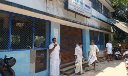 കലക്ടര്‍ നിര്‍ദേശിച്ച വിലനിലവാരപ്പട്ടികയില്‍ അപാകത; പയ്യോളി മത്സ്യമാര്‍ക്കറ്റ് അടച്ചിടുമെന്ന് തൊഴിലാളികള്‍