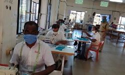 കൊവിഡ് 19: സെന്‍ട്രല്‍ ജയിലില്‍ നിന്ന് മാസ്കുകള്‍ക്കു പുറമെ ഗൗണുകളും