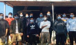 കൊറോണ: ലേബര്‍ ക്യാംപില്‍ നിന്നുള്ള തൊഴിലാളികളെ സ്‌കൂളുകളിലേക്കു മാറ്റി തുടങ്ങി