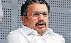 പ്രവാസികളെ നാട്ടിലെത്തിക്കാനുള്ള സംവിധാനം ഒരുക്കണം;  കെ മുരളീധരന്‍ എംപി പ്രധാനമന്ത്രിക്ക് കത്തയച്ചു