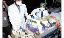 ലോക്ക് ഡൗണും അതിര്‍ത്തിയും തടസമായില്ല; മരണത്തെ അതിജീവിച്ച് പിഞ്ചു കുഞ്ഞ് ജീവിതത്തിലേക്ക്