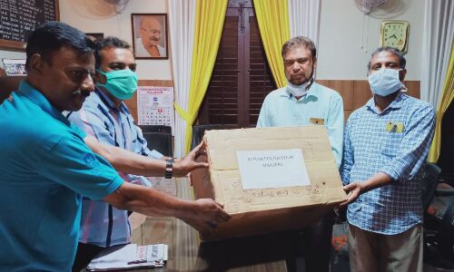 കൊവിഡ് 19: റിഹാബ് ഫൗണ്ടേഷന്‍ സുരക്ഷാ കിറ്റുകള്‍ നല്‍കി