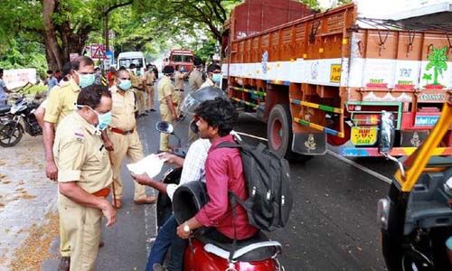 നിരോധനാജ്ഞ: മലപ്പുറം ജില്ലയില് 62 പുതിയ കേസുകള് നിരോധനാജ്ഞ: മലപ്പുറം ജില്ലയില് 62 പുതിയ കേസുകള്