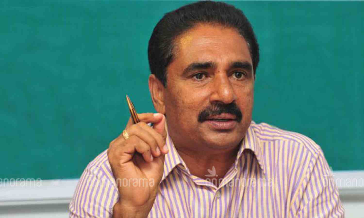 സ്പ്രിങ്ഗ്ലര്: ഔദ്യോഗിക രേഖകള് പരിശോധിക്കണമെന്നാവശ്യപ്പെട്ട് എന് കെ പ്രേമചന്ദ്രന് എംപി ഗവര്ണര്ക്ക് കത്തയച്ചു സ്പ്രിങ്ഗ്ലര്: ഔദ്യോഗിക രേഖകള് പരിശോധിക്കണമെന്നാവശ്യപ്പെട്ട് എന് കെ പ്രേമചന്ദ്രന് എംപി ഗവര്ണര്ക്ക് കത്തയച്ചു