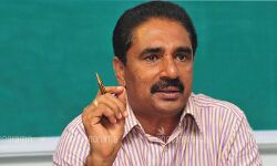 സ്പ്രിങ്ഗ്ലര്‍: ഔദ്യോഗിക രേഖകള്‍ പരിശോധിക്കണമെന്നാവശ്യപ്പെട്ട് എന്‍ കെ പ്രേമചന്ദ്രന്‍ എംപി ഗവര്‍ണര്‍ക്ക് കത്തയച്ചു