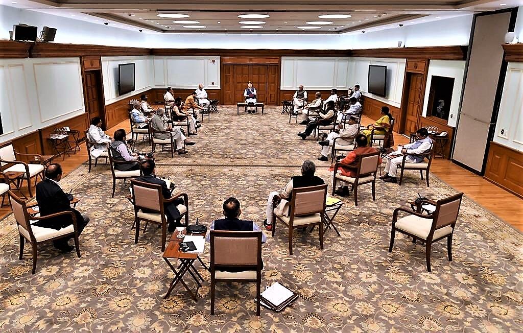 ഫോസ്ഫാറ്റിക്, പൊട്ടാസ്യം വളങ്ങള്ക്കു 2020-21ലേക്കു പോഷകാധിഷ്ഠിത സബ്സിഡി നിരക്കുകള് കേന്ദ്ര മന്ത്രിസഭ നിശ്ചയിച്ചു ഫോസ്ഫാറ്റിക്, പൊട്ടാസ്യം വളങ്ങള്ക്കു 2020-21ലേക്കു പോഷകാധിഷ്ഠിത സബ്സിഡി നിരക്കുകള് കേന്ദ്ര മന്ത്രിസഭ നിശ്ചയിച്ചു