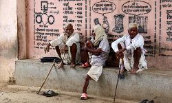 പ്രായമായവര്‍ പുറത്തിറങ്ങിയാല്‍ മക്കള്‍ക്കെതിരേ നടപടി