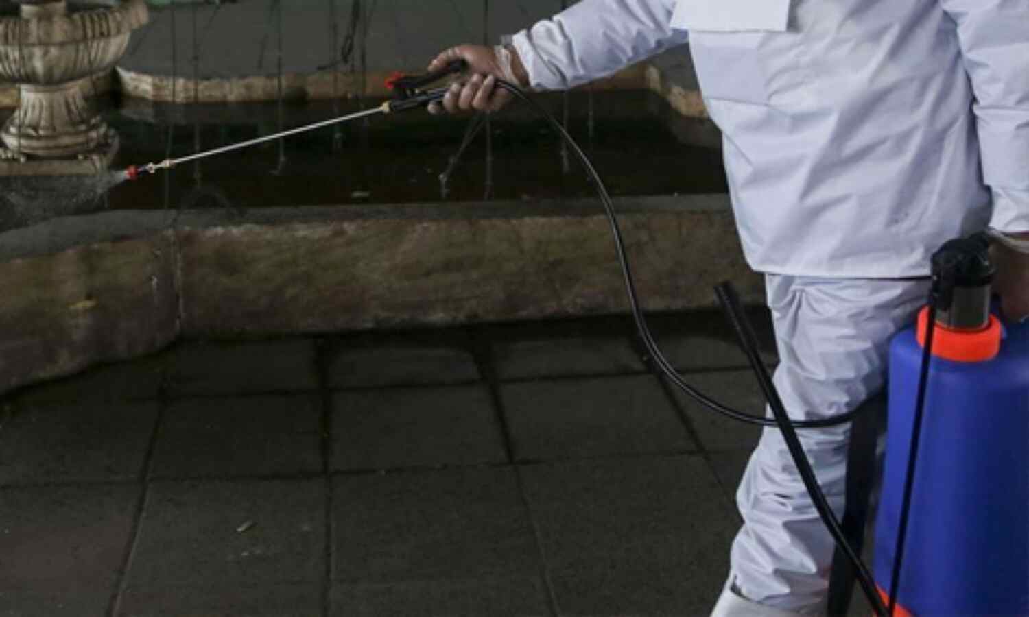 നിയന്ത്രണങ്ങളോടെ ബുഫിയകളും മറ്റും തുറന്നുപ്രവര്ത്തിക്കാന് അനുമതി; ഹോം ഡെലിവറി മാത്രമേ അനുവദിക്കു നിയന്ത്രണങ്ങളോടെ ബുഫിയകളും മറ്റും തുറന്നുപ്രവര്ത്തിക്കാന് അനുമതി; ഹോം ഡെലിവറി മാത്രമേ അനുവദിക്കു