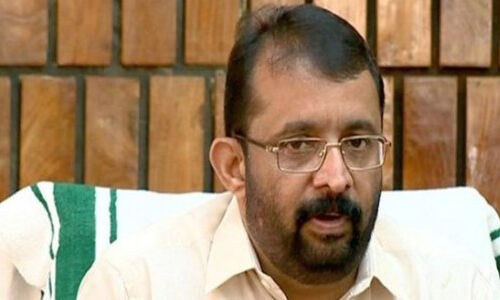 സ്പീക്കര് ആശുപത്രി വിട്ടു, ഒരാഴ്ച വിശ്രമം സ്പീക്കര് ആശുപത്രി വിട്ടു, ഒരാഴ്ച വിശ്രമം