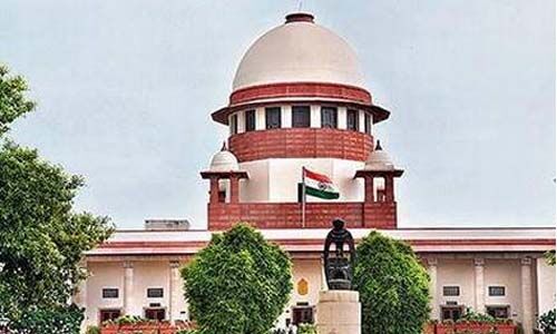 ലോക്ക് ഡൗണ്‍: റദ്ദാക്കിയ വിമാനടിക്കറ്റുകളുടെ മുഴുവന്‍ തുകയും തിരിച്ചുനല്‍കണം; ഹരജിയില്‍ കേന്ദ്രസര്‍ക്കാരിന് സുപ്രിംകോടതി നോട്ടീസ്