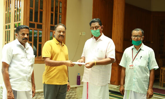 സക്കാത്ത് വിഹിതം മുഖ്യമന്ത്രിയുടെ ദുരിതാശ്വാസ നിധിയിലേക്ക് നല്കി പ്രവാസി സക്കാത്ത് വിഹിതം മുഖ്യമന്ത്രിയുടെ ദുരിതാശ്വാസ നിധിയിലേക്ക് നല്കി പ്രവാസി