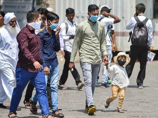 കൊവിഡ് 19: മലപ്പുറം ജില്ലയിലെ ഹോട്ട് സ്പോട് പട്ടികയില്‍ കാലടി പഞ്ചായത്തിനേയും ഉള്‍പ്പെടുത്തി; ഒരു നഗരസഭ വാര്‍ഡും ഏഴ് ഗ്രാമ പഞ്ചായത്തുകളും ഹോട്ട് സ്‌പോടുകള്‍, ഹോട്ട് സ്‌പോടുകളില്‍ ഒഴികെയുള്ള പ്രദേശങ്ങളില്‍ നിയന്ത്രണങ്ങളില്‍ ചില ഇളവുകള്‍ കൂടി അനുവദിച്ചു