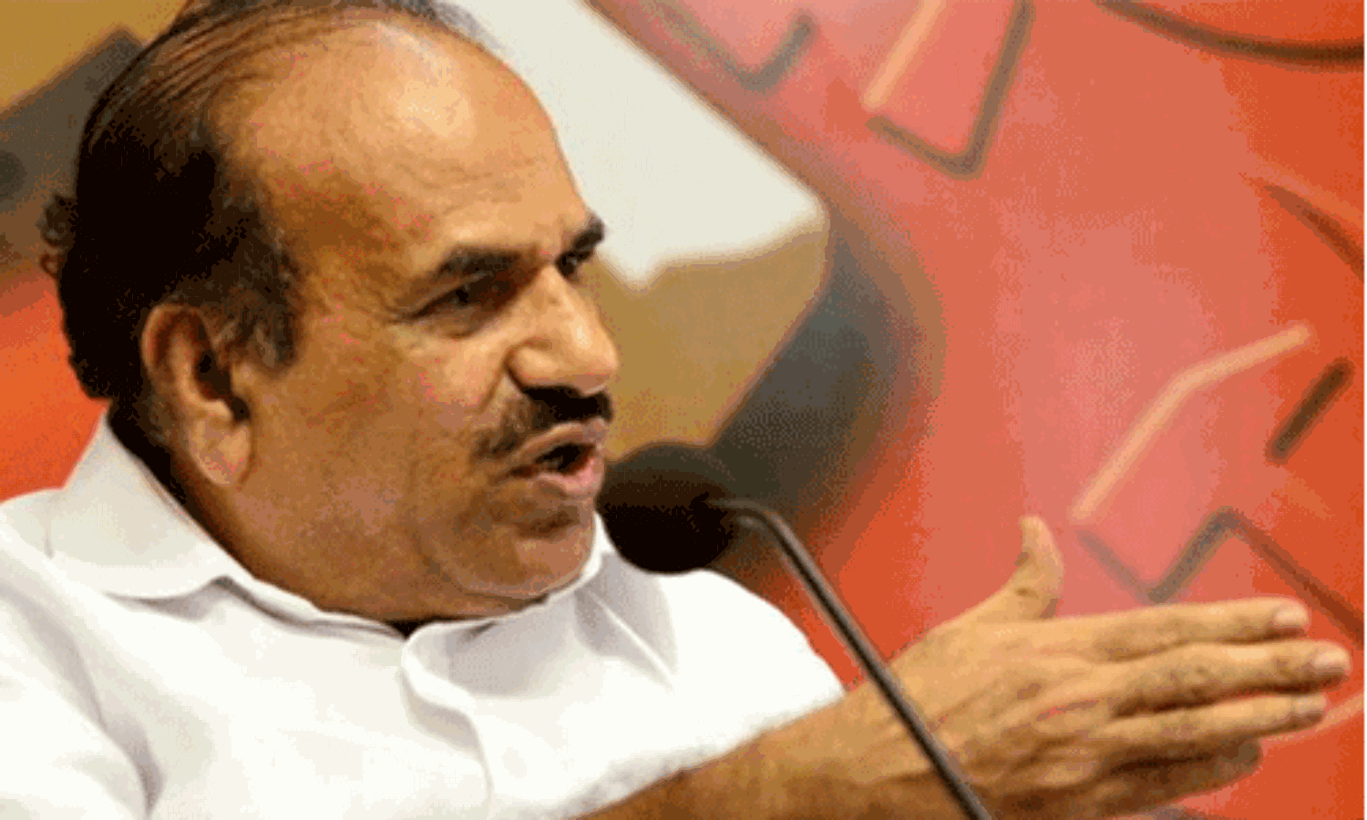 തദ്ദേശ തെരഞ്ഞെടുപ്പ് നിലവിലെ വാര്ഡുകള് വച്ച് ഒക്ടോബറില് തന്നെ നടത്തണമെന്ന് കോടിയേരി തദ്ദേശ തെരഞ്ഞെടുപ്പ് നിലവിലെ വാര്ഡുകള് വച്ച് ഒക്ടോബറില് തന്നെ നടത്തണമെന്ന് കോടിയേരി