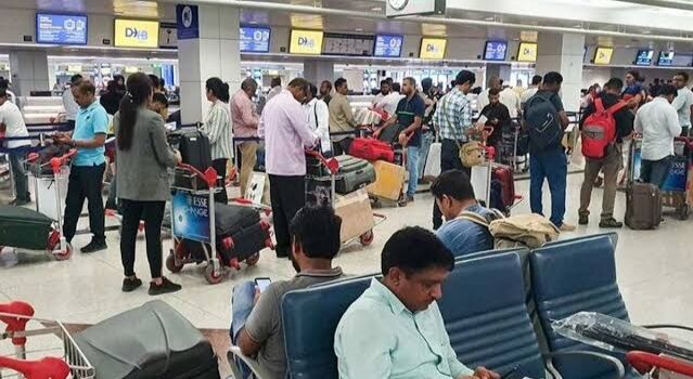 നോർക്ക വഴിയുള്ള പ്രവാസി രജിസ്ട്രേഷൻ മൂന്നുലക്ഷം കവിഞ്ഞു നോർക്ക വഴിയുള്ള പ്രവാസി രജിസ്ട്രേഷൻ മൂന്നുലക്ഷം കവിഞ്ഞു