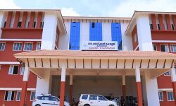കാസര്‍ഗോഡ് കൊവിഡ് ആശുപത്രി: മൂന്നാം വിദഗ്ധസംഘം ആലപ്പുഴ മെഡിക്കല്‍ കോളജില്‍നിന്നും