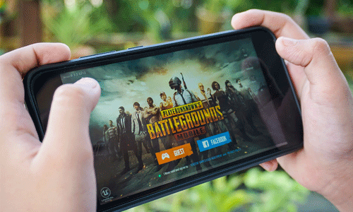 മൊബൈല് ഗെയിമിലൂടെ വീട്ടമ്മയ്ക്ക് നഷ്ടമായത് ഒരു ലക്ഷത്തോളം രൂപ മൊബൈല് ഗെയിമിലൂടെ വീട്ടമ്മയ്ക്ക് നഷ്ടമായത് ഒരു ലക്ഷത്തോളം രൂപ