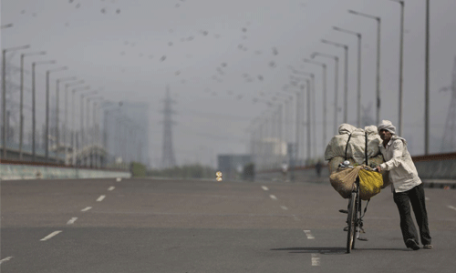 രണ്ട് ദിവസം കൊണ്ട് 5000ത്തോളം കേസുകള്; രാജ്യത്ത് മരണസംഖ്യയിലും കുതിച്ചുചാട്ടം രണ്ട് ദിവസം കൊണ്ട് 5000ത്തോളം കേസുകള്; രാജ്യത്ത് മരണസംഖ്യയിലും കുതിച്ചുചാട്ടം