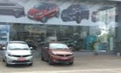 വാഹന ഷോറൂമുകൾ, ഓട്ടോമൊബൈൽ വർക്ക്ഷോപ്പുകൾ എന്നിവയ്ക്ക് പ്രവർത്തിക്കാം