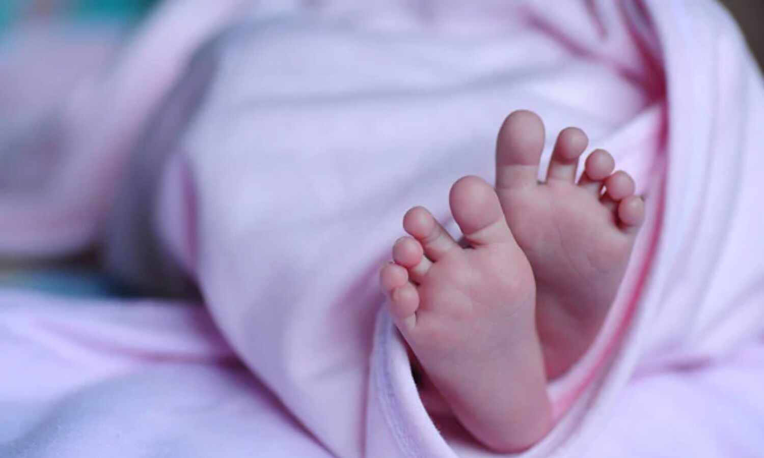 നവി മുംബൈയില് നവജാത ശിശുവിന് കൊവിഡ് നവി മുംബൈയില് നവജാത ശിശുവിന് കൊവിഡ്