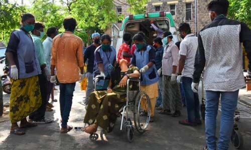 വിശാഖപട്ടണത്തെ വിഷവാതക ചോര്‍ച്ച; മരണം 11 ആയി, മരണപ്പെട്ടവരുടെ കുടുംബത്തിന് ഒരുകോടി നഷ്ടപരിഹാരം
