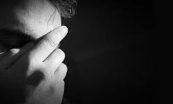 പോക്‌സോ കേസ് പ്രതി കോടതി കെട്ടിടത്തില്‍ നിന്ന് ചാടി ആത്മഹത്യക്ക് ശ്രമിച്ചു; ഗുരുതര പരിക്കുകളോടെ ആശുപത്രിയില്‍ പ്രവേശിപ്പിച്ചു