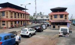 അതിര്‍ത്തി ചെക്ക്‌പോസ്റ്റുകളില്‍ ഗര്‍ഭിണികള്‍ക്കും മുതിര്‍ന്ന പൗരന്‍മാര്‍ക്കും പ്രത്യേക കൗണ്ടര്‍