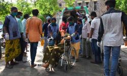 വിശാഖപട്ടണത്തെ വിഷവാതക ചോര്‍ച്ച; മരണം 11 ആയി, മരണപ്പെട്ടവരുടെ കുടുംബത്തിന് ഒരുകോടി നഷ്ടപരിഹാരം