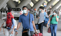 വിദേശത്തുള്ള കുടിയേറ്റ തൊഴിലാളികളെ സൗജന്യമായി നാട്ടിലെത്തിക്കണമെന്ന് ആവശ്യപ്പെട്ട് സുപ്രീം കോടതിയില് ഹര്ജി വിദേശത്തുള്ള കുടിയേറ്റ തൊഴിലാളികളെ സൗജന്യമായി നാട്ടിലെത്തിക്കണമെന്ന് ആവശ്യപ്പെട്ട് സുപ്രീം കോടതിയില് ഹര്ജി