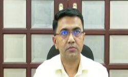 കൊവിഡ് 19: സംസ്ഥാനത്തേക്ക് ഒളിച്ചുകടക്കുന്നത് നിയമവിരുദ്ധമെന്ന് ഗോവ മുഖ്യമന്ത്രി; സഹായിക്കുന്നവര്‍ക്കെതിരേയും നടപടി