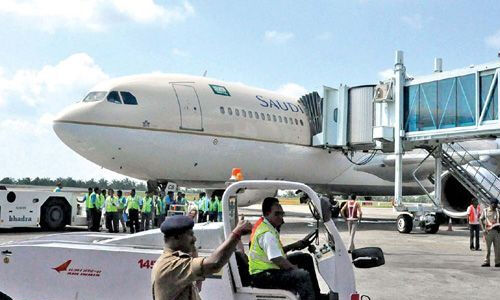 കൊവിഡ് 19: ഗള്ഫില് നിന്നുള്ള പ്രവാസികളുമായി രണ്ട് പ്രത്യേക വിമാനങ്ങള് മെയ് 13ന് കരിപ്പൂരെത്തും കൊവിഡ് 19: ഗള്ഫില് നിന്നുള്ള പ്രവാസികളുമായി രണ്ട് പ്രത്യേക വിമാനങ്ങള് മെയ് 13ന് കരിപ്പൂരെത്തും