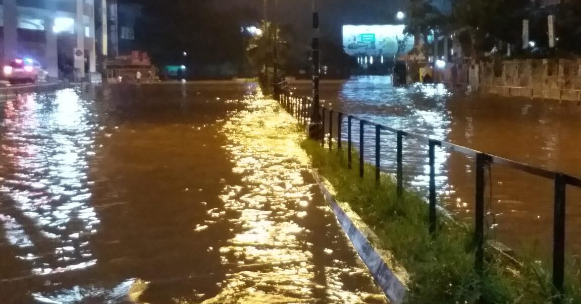 കനത്ത മഴയില്‍ തിരുവനന്തപുരം നഗരത്തിലെ താഴ്ന്ന പ്രദേശങ്ങളില്‍ വെള്ളം കയറി