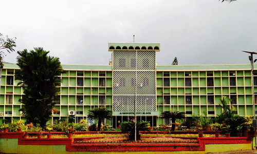 ഫാറൂഖ് കോളജ് ഹോസ്റ്റലില്‍  കൊവിഡ് കെയര്‍ സെന്ററില്ല