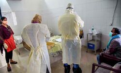 ഇന്ന് കരിപ്പൂരിലെത്തിയ പ്രവാസികളില്‍ 21 പേരെ ആശുപത്രികളിലേക്ക് മാറ്റി; ഏഴുപേര്‍ക്ക് കൊവിഡ് ലക്ഷണങ്ങള്‍