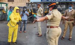 മഹാരാഷ്ട്രയില്‍ കൊവിഡ് കേസുകള്‍ കാല്‍ലക്ഷം കടന്നു; 1,001 പോലിസുദ്യോഗസ്ഥര്‍ക്ക് വൈറസ് ബാധ