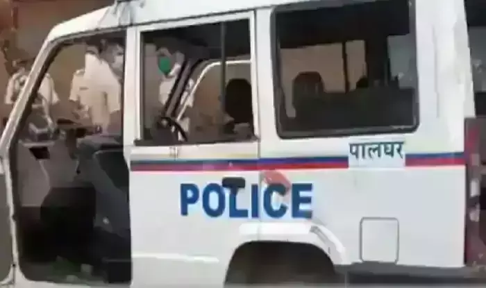 പാല്ഘര് ആള്ക്കൂട്ടക്കൊല: വാദിഭാഗം അഭിഭാഷകന് വാഹനാപകടത്തില് മരിച്ചു പാല്ഘര് ആള്ക്കൂട്ടക്കൊല: വാദിഭാഗം അഭിഭാഷകന് വാഹനാപകടത്തില് മരിച്ചു