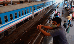 ഡല്‍ഹിയില്‍ കുടുങ്ങിയ മലയാളി വിദ്യാര്‍ഥികള്‍ക്കുള്ള ട്രെയിന്‍ ബുധനാഴ്ച പുറപ്പെടും