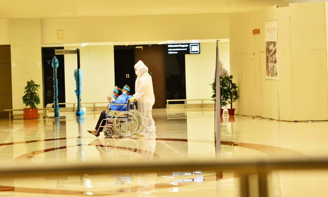 181 പ്രവാസികളുമായി ദുബയില്‍ നിന്നുള്ള രണ്ടാം വിമാനവും കണ്ണൂരിലിറങ്ങി