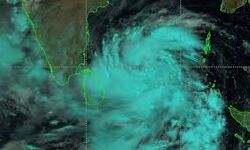 ആംഫന്‍ ചുഴലിക്കാറ്റ്; അടുത്ത 24 മണിക്കൂറില്‍ അതീതീവ്രമാകാന്‍ സാധ്യത, പ്രധാനമന്ത്രി ഉന്നതതലയോഗം വിളിച്ചു