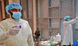 കൊവിഡ് 19: കുവൈത്തില് 6 മരണം, 232 ഇന്ത്യക്കാര് ഉള്പ്പെടെ 841 പേര്ക്ക് വൈറസ്ബാധ കൊവിഡ് 19: കുവൈത്തില് 6 മരണം, 232 ഇന്ത്യക്കാര് ഉള്പ്പെടെ 841 പേര്ക്ക് വൈറസ്ബാധ