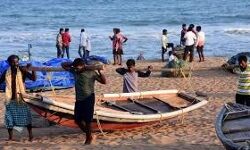 അംപന്‍ ചുഴലിക്കാറ്റ്; തീരദേശ മേഖലകളിലെ ജനങ്ങളെ ഒഴിപ്പിക്കല്‍ ആരംഭിച്ചു