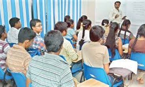 സ്വകാര്യ ട്യൂഷന്‍ സ്‌കൂള്‍ തുറന്നശേഷം മതി; നീറ്റ് ആശങ്ക കേന്ദ്രത്തെ അറിയിച്ചു