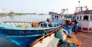 സം​സ്ഥാ​ന​ത്ത് ജൂ​ൺ ഒ​മ്പ​ത് മുതൽ ട്രോ​ളിങ് നി​രോ​ധ​നം